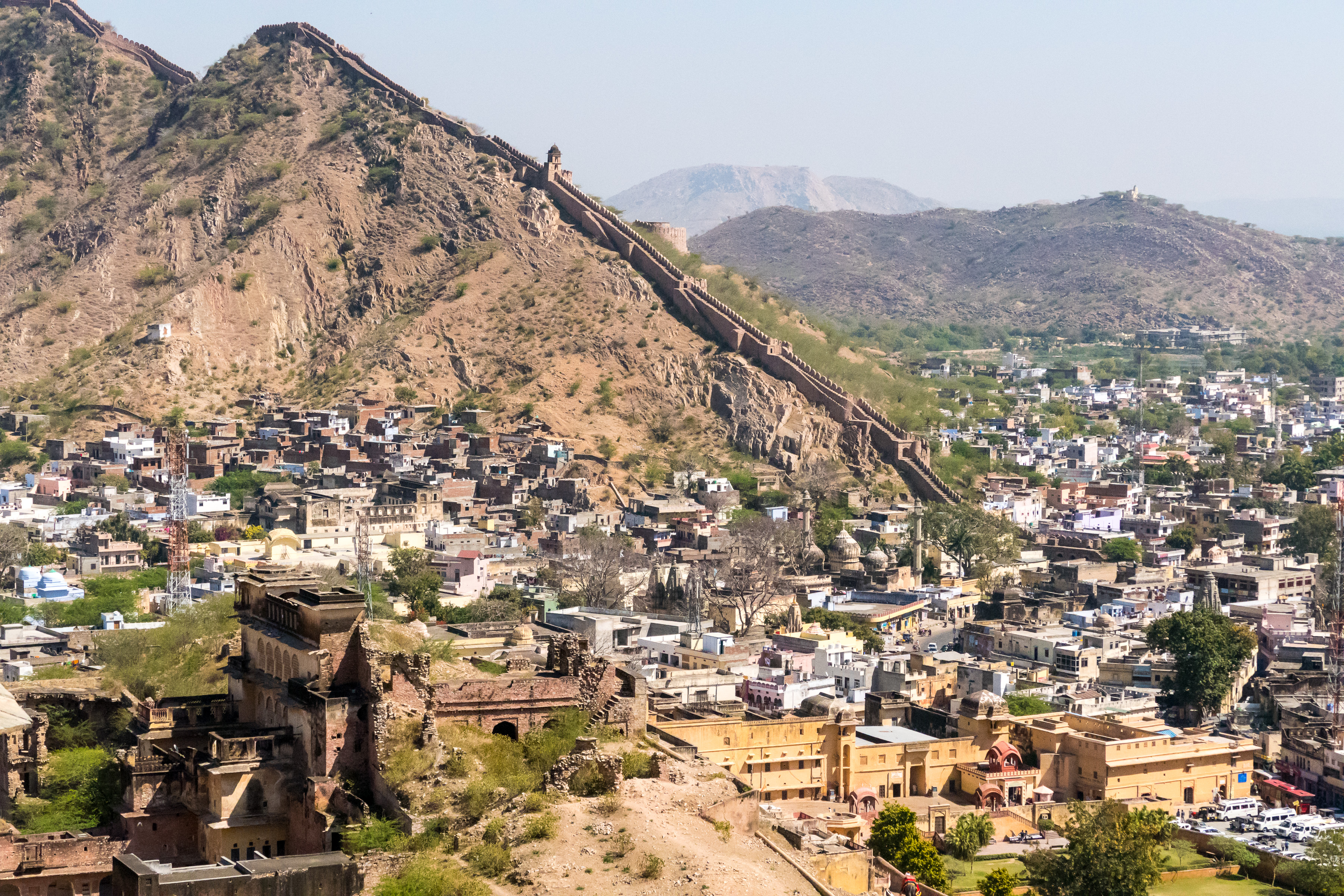 63 AmberFort 40